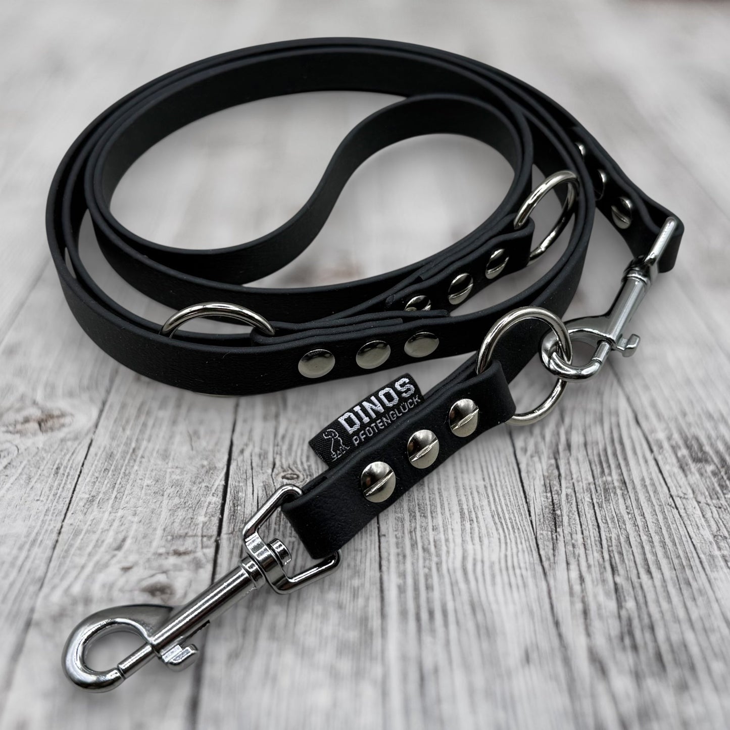 Führleine 16mm | dreifach verstellbar | aus BioThane® | Schwarz - Dinos Pfotenglück